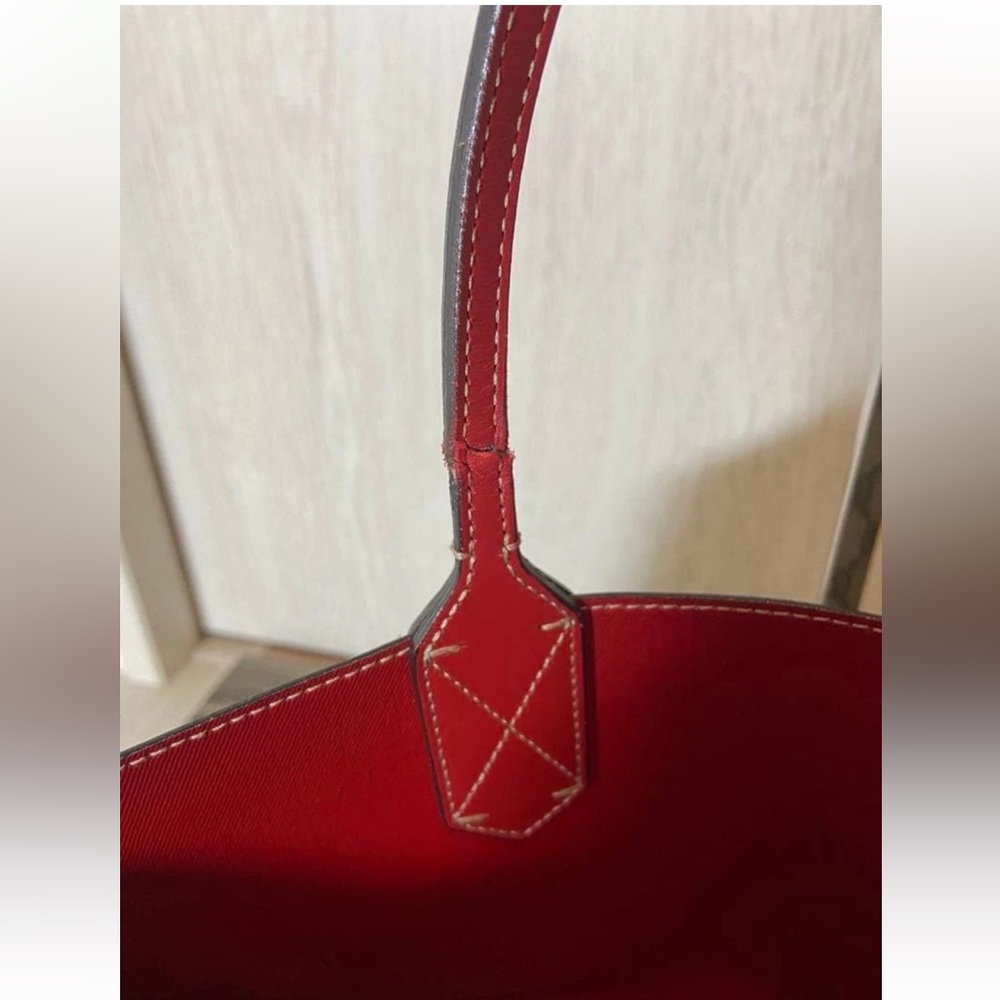 Gucci Beige and Red Signature Tote - Picture 14 of 16